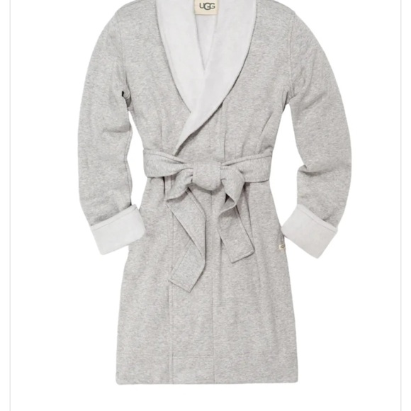 Ugg Robe - Picture 2 of 5